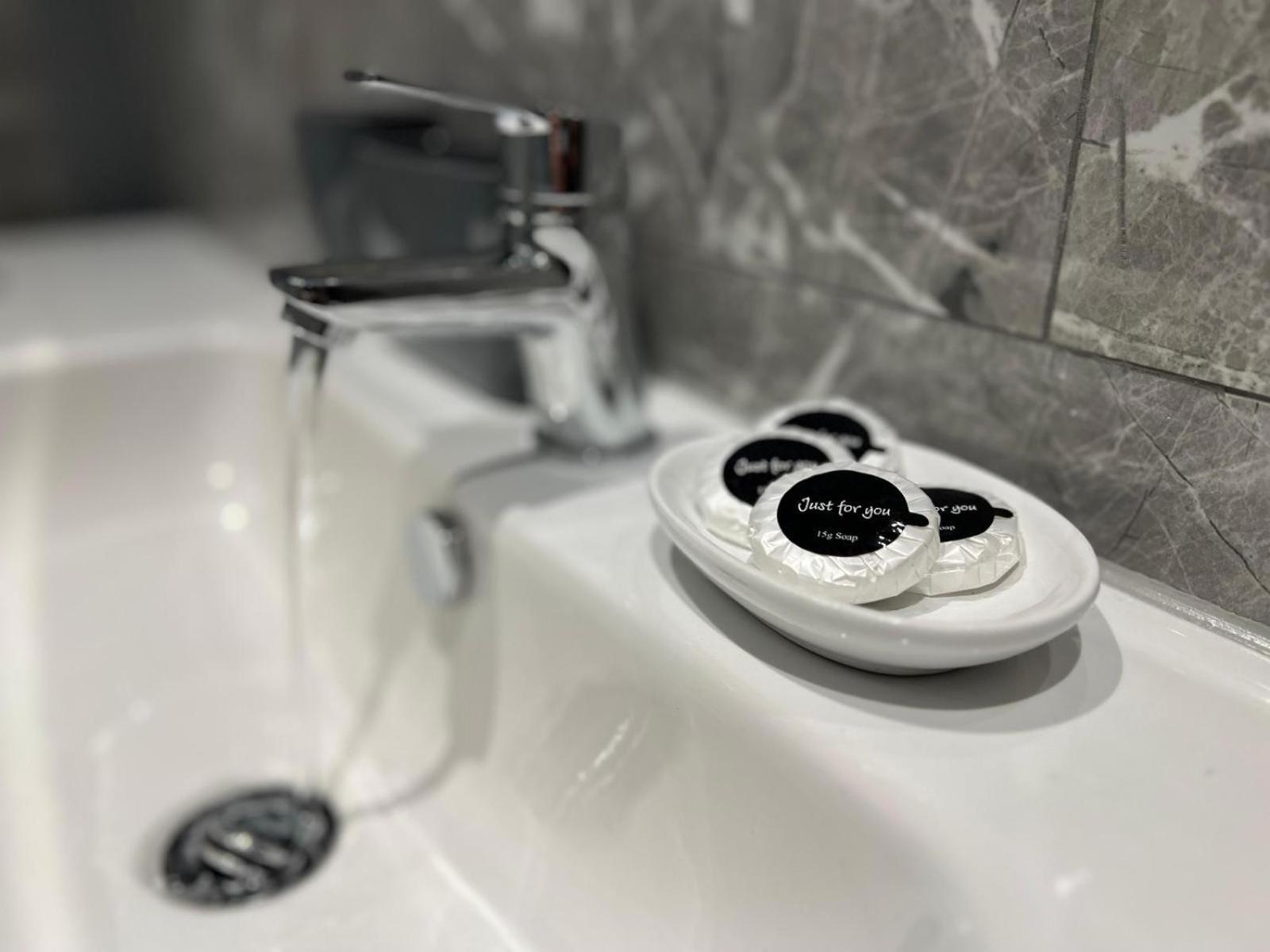 Whiskawaystays - Foregate Street - Apartment 4 Worcester Exteriör bild