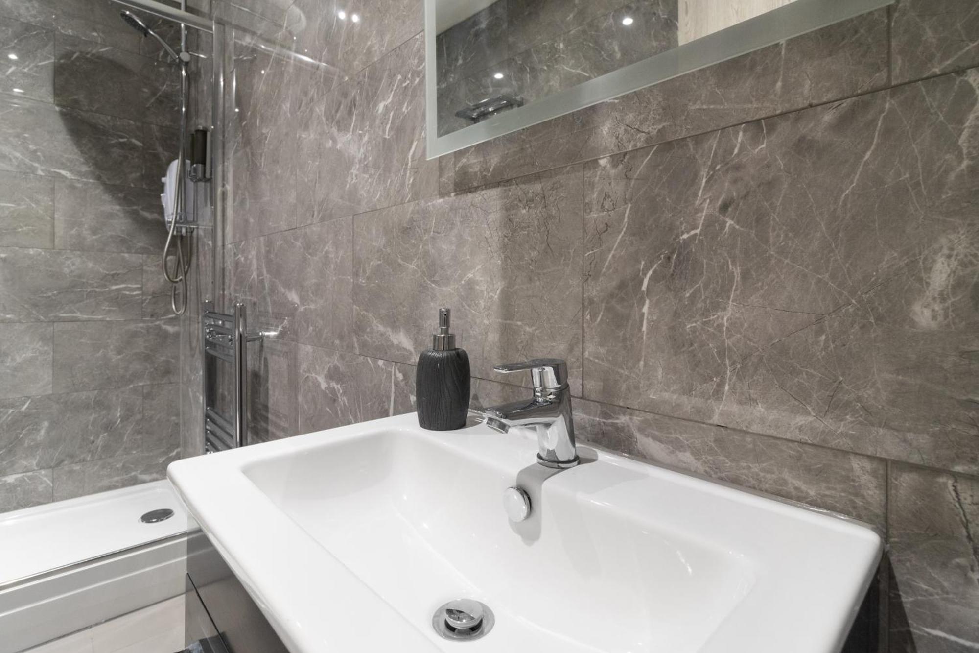 Whiskawaystays - Foregate Street - Apartment 4 Worcester Exteriör bild